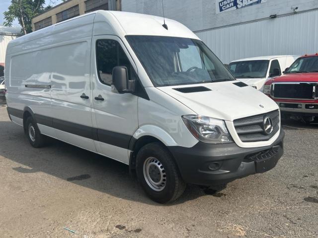  Salvage Mercedes-Benz Sprinter