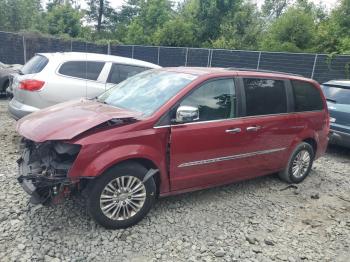  Salvage Chrysler Minivan