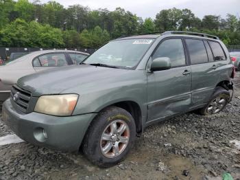  Salvage Toyota Highlander