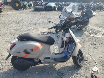  Salvage Vespa Gts Sei Gi