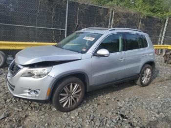  Salvage Volkswagen Tiguan