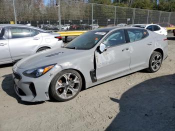  Salvage Kia Stinger