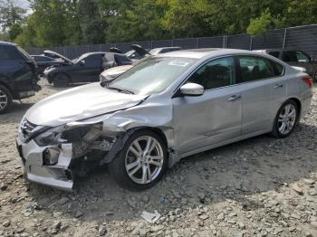  Salvage Nissan Altima