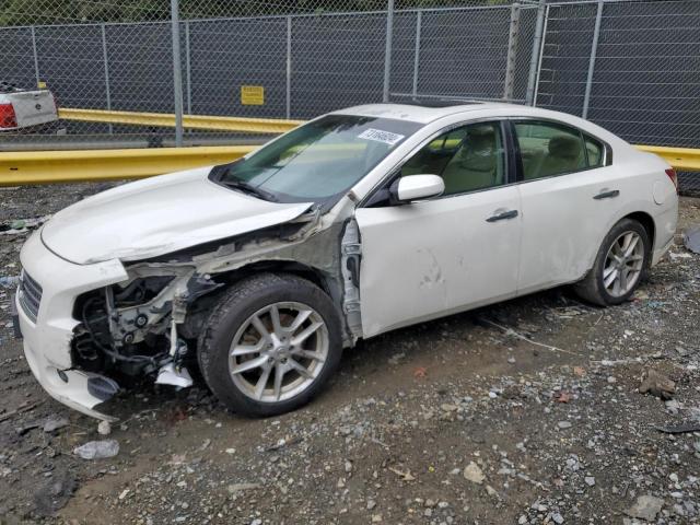  Salvage Nissan Maxima