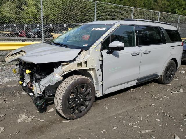  Salvage Kia Carnival