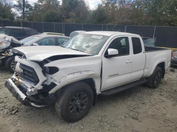  Salvage Toyota Tacoma