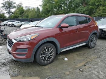  Salvage Hyundai TUCSON