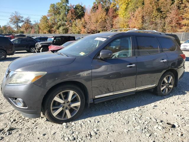  Salvage Nissan Pathfinder