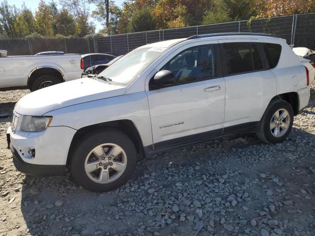  Salvage Jeep Compass