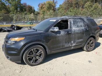  Salvage Ford Explorer