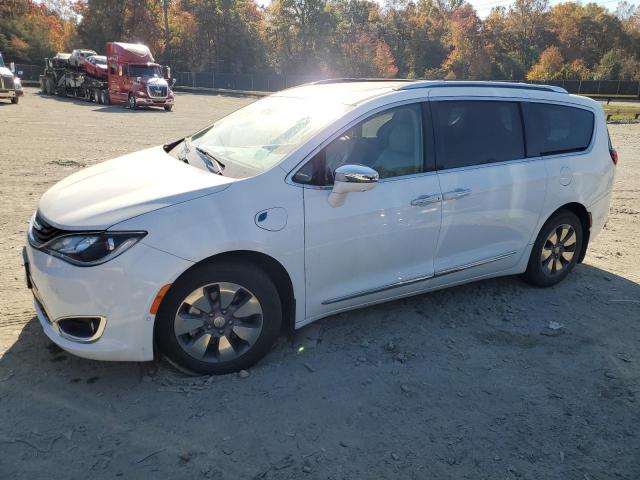  Salvage Chrysler Pacifica