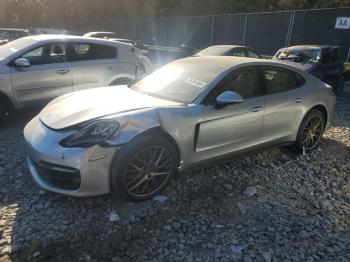  Salvage Porsche Panamera