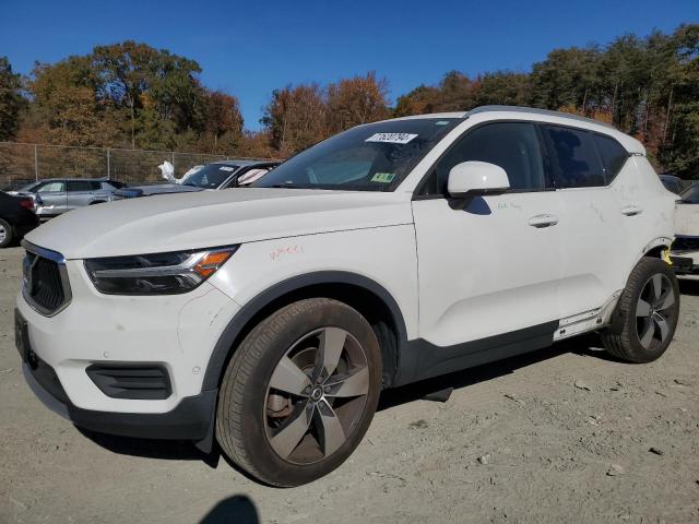  Salvage Volvo XC40