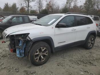  Salvage Jeep Cherokee