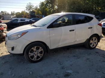  Salvage Hyundai TUCSON