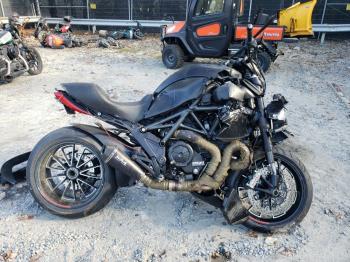  Salvage Ducati Diavel