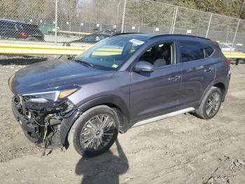  Salvage Hyundai TUCSON