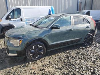  Salvage Kia Niro