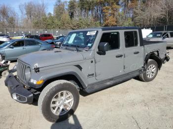  Salvage Jeep Gladiator