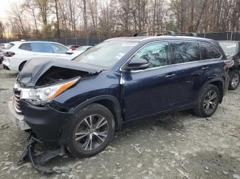  Salvage Toyota Highlander