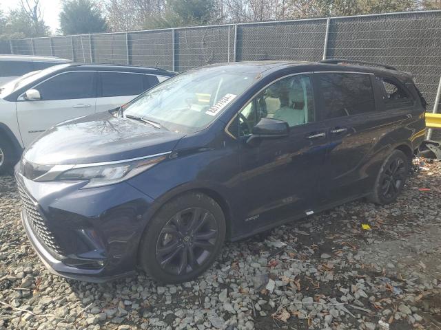  Salvage Toyota Sienna