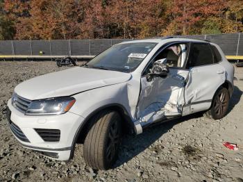  Salvage Volkswagen Touareg