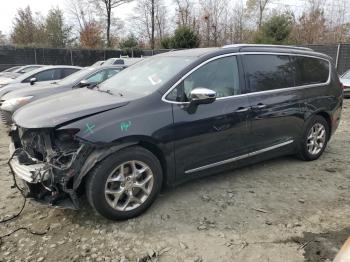  Salvage Chrysler Pacifica