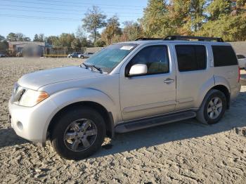  Salvage Nissan Pathfinder