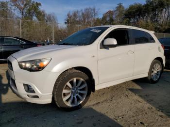  Salvage Mitsubishi Outlander