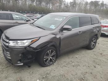  Salvage Toyota Highlander