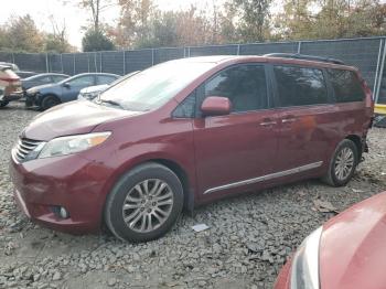  Salvage Toyota Sienna