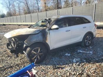  Salvage Kia Sorento