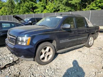  Salvage Chevrolet Avalanche