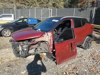  Salvage Nissan Kicks