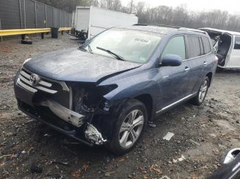  Salvage Toyota Highlander