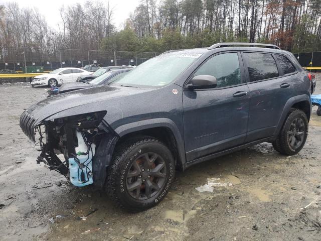  Salvage Jeep Cherokee