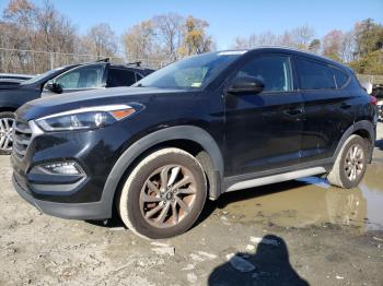  Salvage Hyundai TUCSON