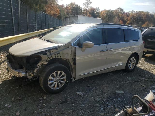  Salvage Chrysler Pacifica