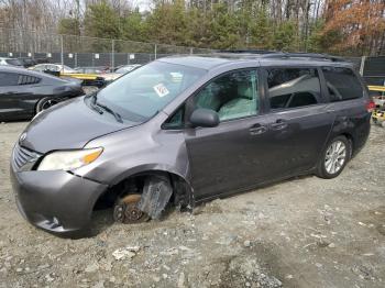  Salvage Toyota Sienna