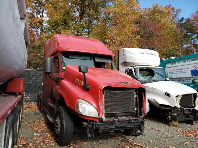  Salvage Freightliner Cascadia 1