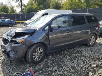  Salvage Kia Sedona