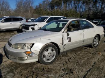  Salvage Lexus Es