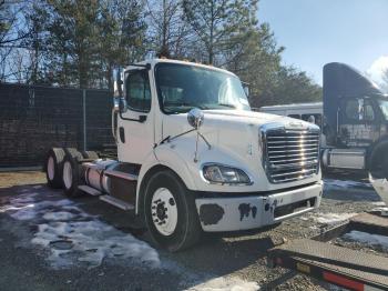  Salvage Freightliner M2 112 Med