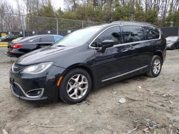  Salvage Chrysler Pacifica