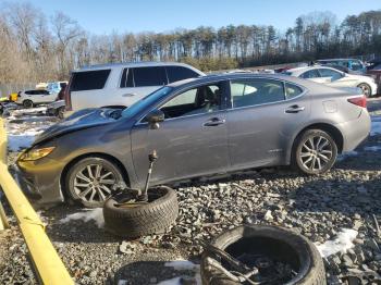  Salvage Lexus Es