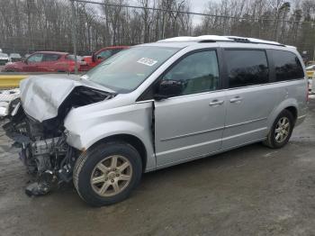  Salvage Chrysler Minivan