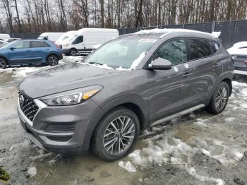  Salvage Hyundai TUCSON