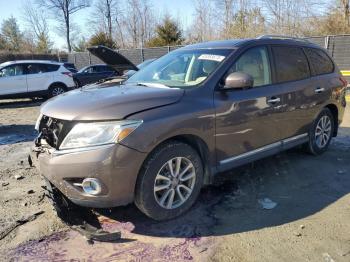  Salvage Nissan Pathfinder