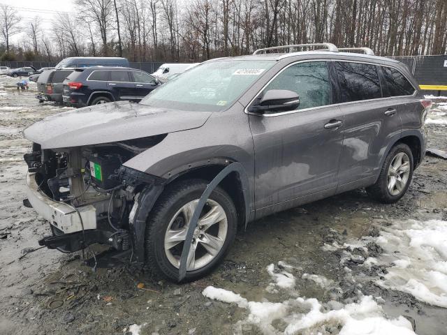  Salvage Toyota Highlander