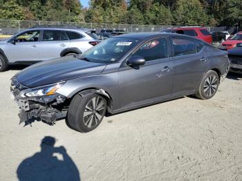  Salvage Nissan Altima